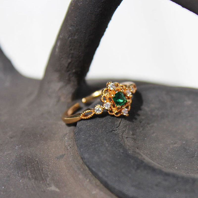 Emerald Court Ring