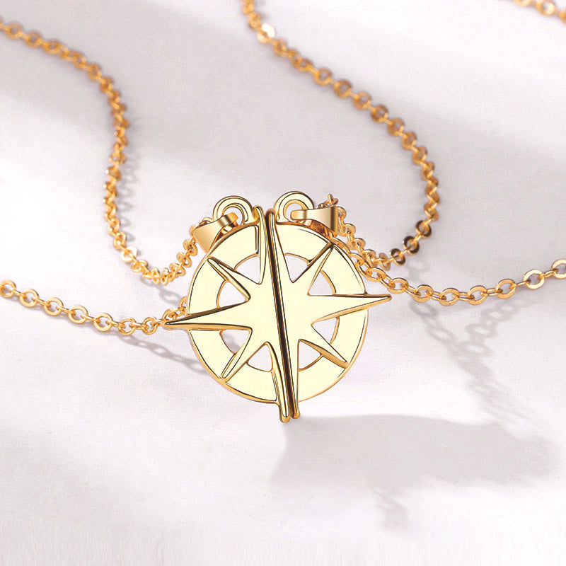 Octomoment Lucky Compass Couple's Necklace