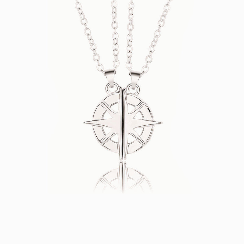 Octomoment Lucky Compass Couple's Necklace