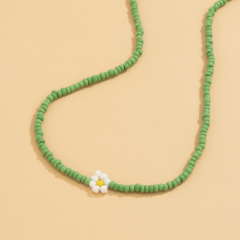 Candy Daisy Beaded Necklace-Green