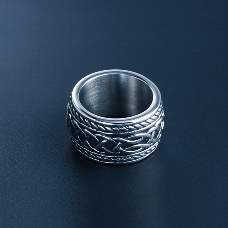 Retro Hollow-out Ring
